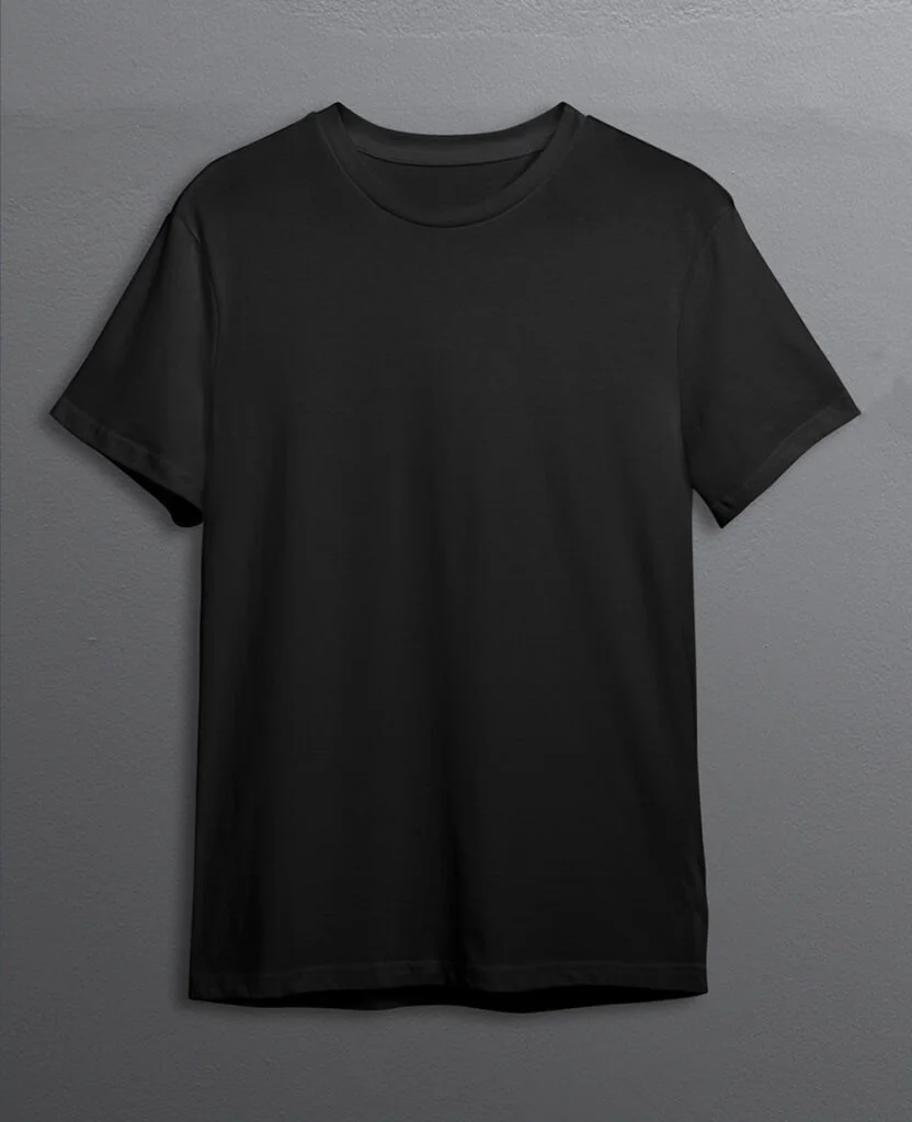 Black t-shirt for men and women
